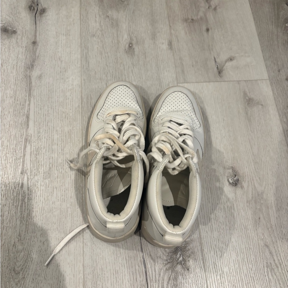 Classic Veja White high tops EU 39